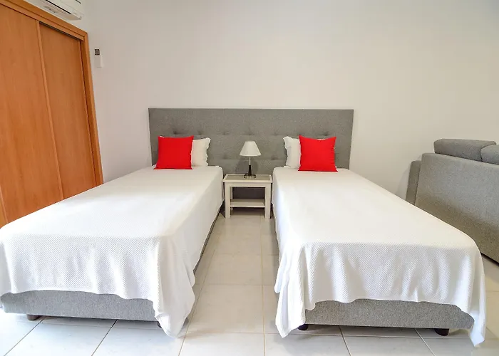 Vale De Carros By Umbral